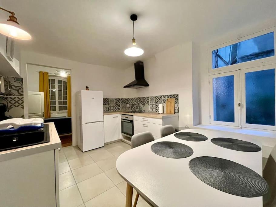 Appartement Confort - Carcassonne Centre Buitenkant foto